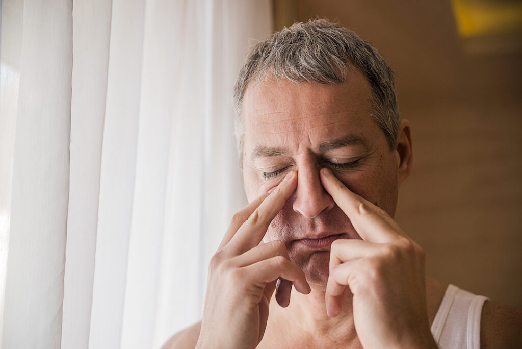 dry-sinuses-nasal-passages-symptoms-causes-treatment